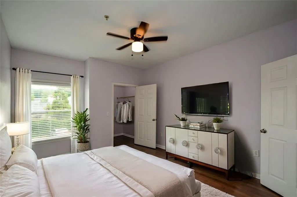 955 Juniper Street Unit 4112, Atlanta, Georgia 30309, 2 Bedrooms Bedrooms, ,2 BathroomsBathrooms,Residential,For Sale,955 Juniper Street Unit 4112,7629191