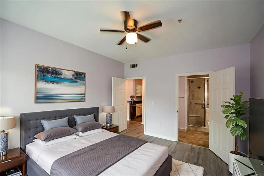 955 Juniper Street Unit 4112, Atlanta, Georgia 30309, 2 Bedrooms Bedrooms, ,2 BathroomsBathrooms,Residential,For Sale,955 Juniper Street Unit 4112,7629191