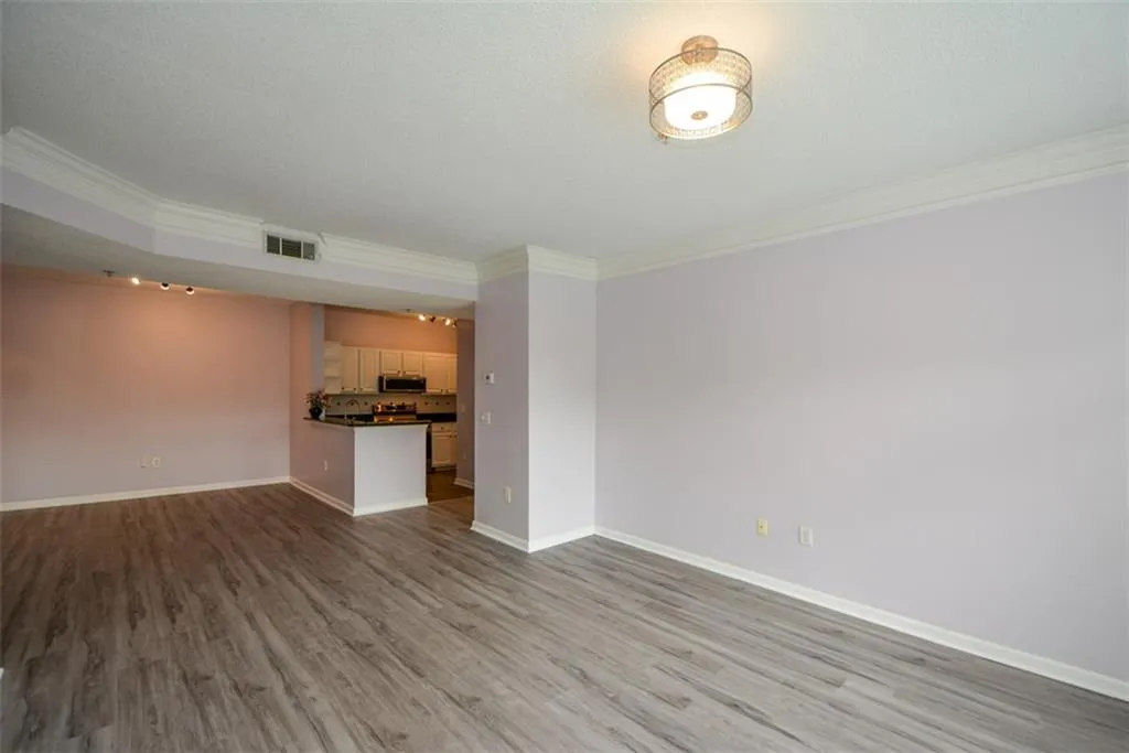 955 Juniper Street Unit 4112, Atlanta, Georgia 30309, 2 Bedrooms Bedrooms, ,2 BathroomsBathrooms,Residential,For Sale,955 Juniper Street Unit 4112,7629191