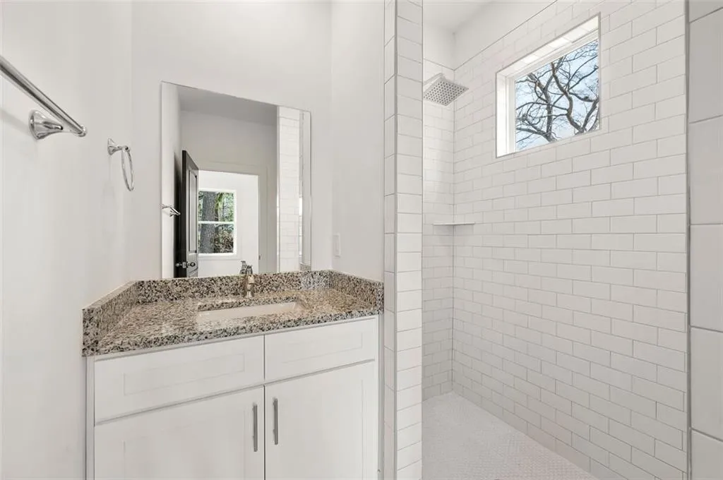2680 Brown Street Nw, Atlanta, Georgia 30318, 2 Bedrooms Bedrooms, ,2 BathroomsBathrooms,Residential,For Sale,2680 Brown Street Nw,7656840