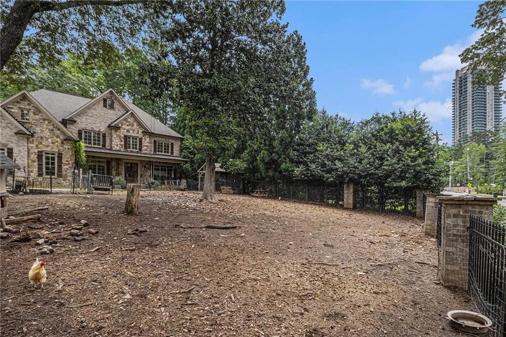 3809 Wieuca Road Ne, Atlanta, Georgia 30342, 8 Bedrooms Bedrooms, 0 ,6 BathroomsBathrooms,Residential,For Sale,3809 Wieuca Road Ne,7749078