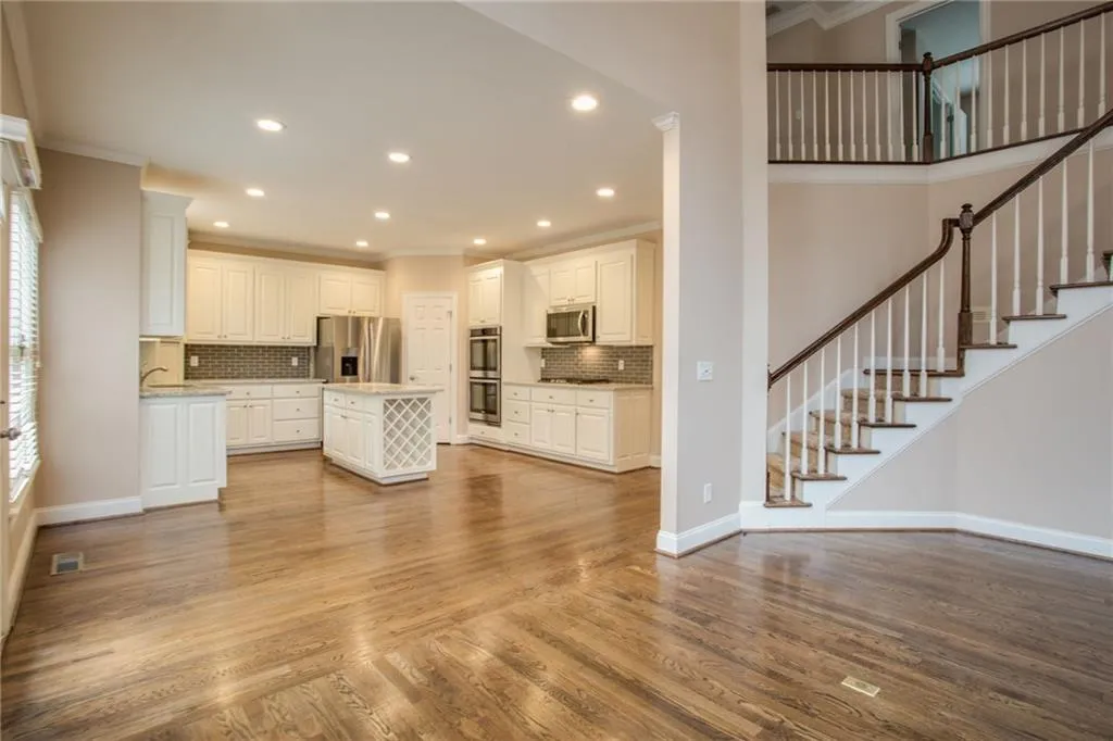 165 Fieldsborn Court, Sandy Springs, Georgia 30328, 5 Bedrooms Bedrooms, ,5 BathroomsBathrooms,Residential,Sold,165 Fieldsborn Court,5655490