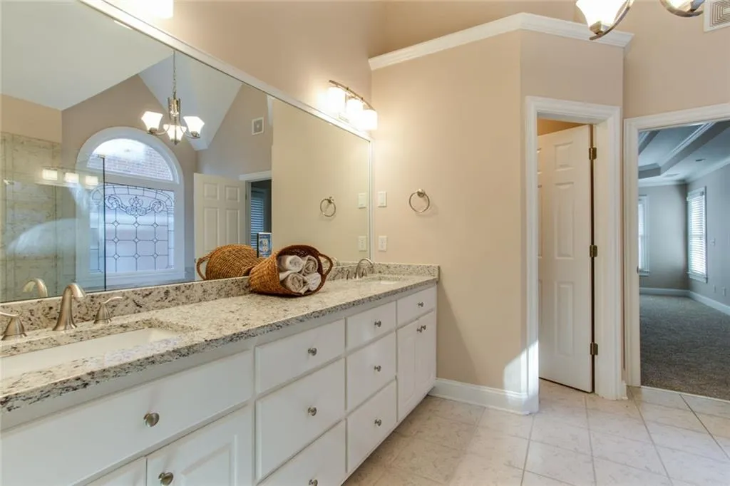 165 Fieldsborn Court, Sandy Springs, Georgia 30328, 5 Bedrooms Bedrooms, ,5 BathroomsBathrooms,Residential,Sold,165 Fieldsborn Court,5655490