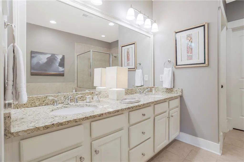 1209 Riverscall Lane, Atlanta, Georgia 30339, 4 Bedrooms Bedrooms, ,4 BathroomsBathrooms,Residential,Sold,1209 Riverscall Lane,7224185