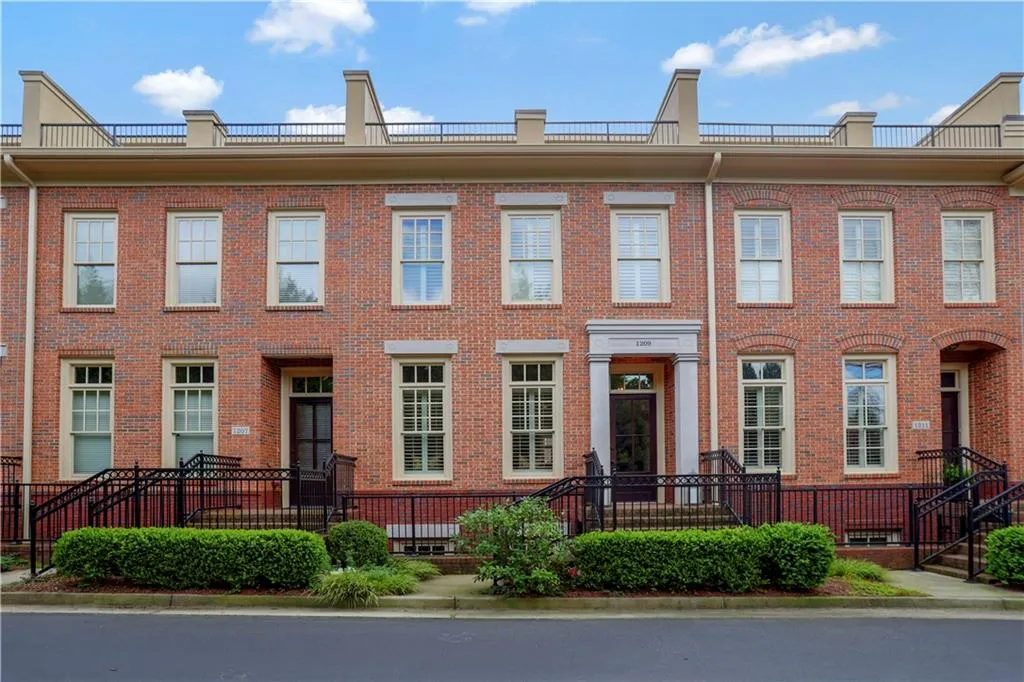 1209 Riverscall Lane, Atlanta, Georgia 30339, 4 Bedrooms Bedrooms, ,4 BathroomsBathrooms,Residential,Sold,1209 Riverscall Lane,7224185