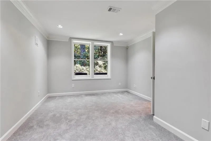 225 Sheridan Point Lane, Sandy Springs, Georgia 30342, 4 Bedrooms Bedrooms, ,3 BathroomsBathrooms,Residential,Sold,225 Sheridan Point Lane,6683590