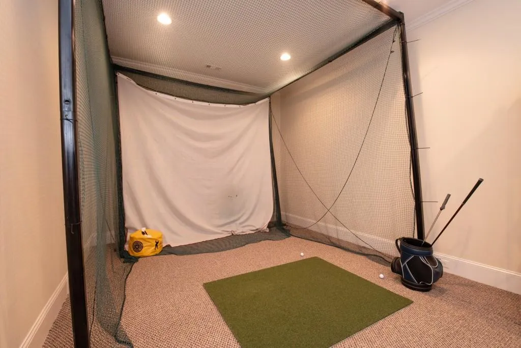 112 Strauss Lane, Sandy Springs, Georgia 30350, 6 Bedrooms Bedrooms, ,6 BathroomsBathrooms,Residential,Sold,112 Strauss Lane,6896241