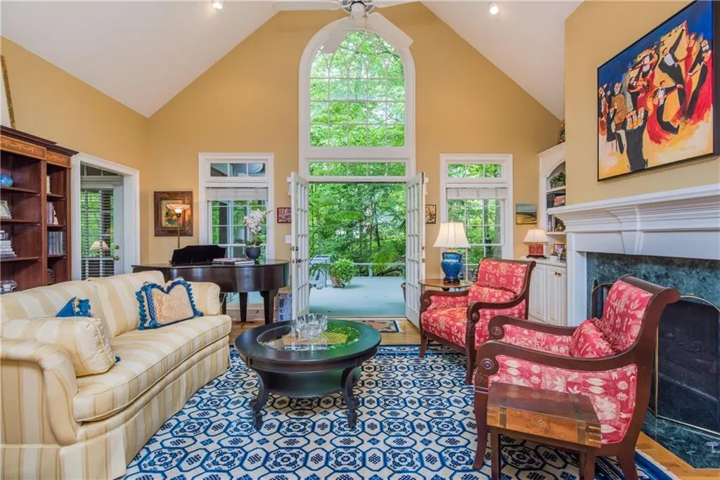 1058 Tennyson Place Ne, Brookhaven, Georgia 30319, 5 Bedrooms Bedrooms, ,4 BathroomsBathrooms,Residential,Sold,1058 Tennyson Place Ne,6545554