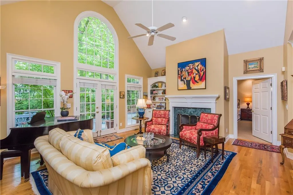 1058 Tennyson Place Ne, Brookhaven, Georgia 30319, 5 Bedrooms Bedrooms, ,4 BathroomsBathrooms,Residential,Sold,1058 Tennyson Place Ne,6545554