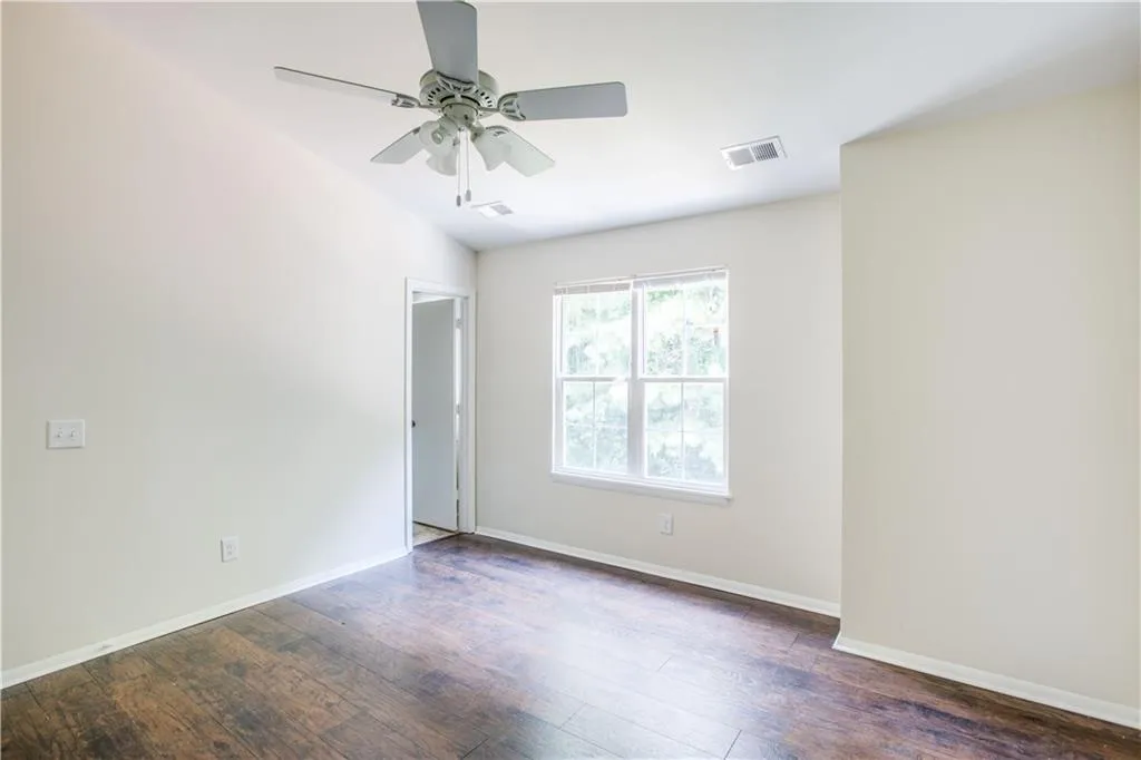 1705 Queen Anne Court, Sandy Springs, Georgia 30350, 2 Bedrooms Bedrooms, ,2 BathroomsBathrooms,Residential,Sold,1705 Queen Anne Court,5882741