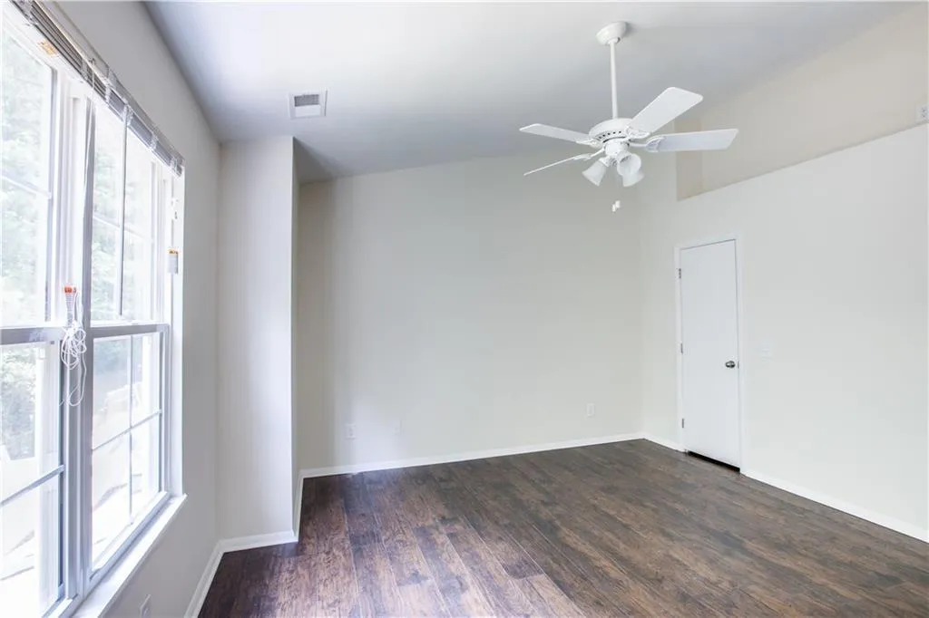 1705 Queen Anne Court, Sandy Springs, Georgia 30350, 2 Bedrooms Bedrooms, ,2 BathroomsBathrooms,Residential,Sold,1705 Queen Anne Court,5882741