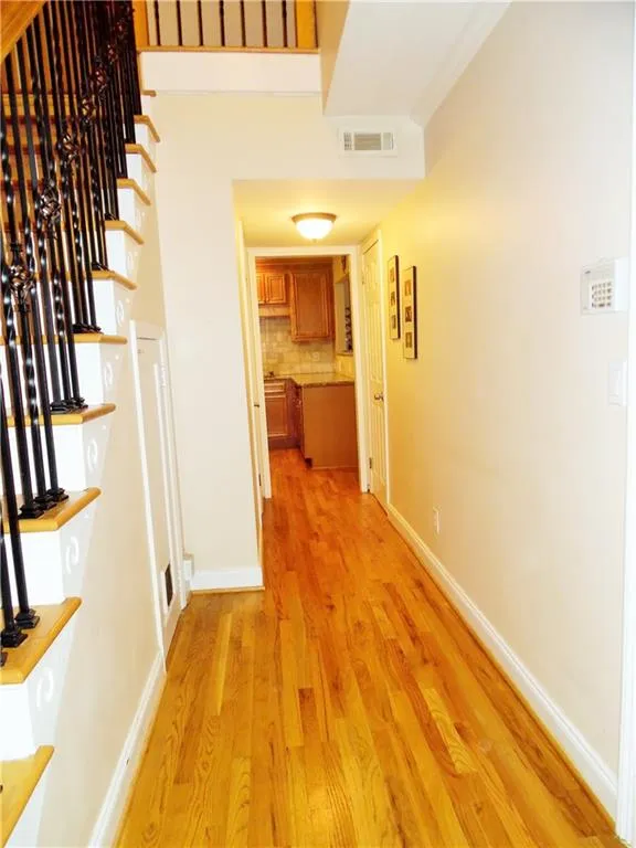 6520 Roswell Road Unit 4, Atlanta, Georgia 30328, 2 Bedrooms Bedrooms, ,1 BathroomBathrooms,Residential,Sold,6520 Roswell Road Unit 4,5628460