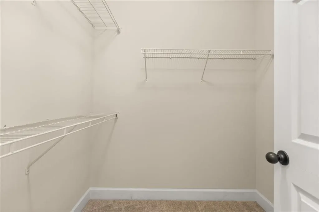 5577 High Point Road, Atlanta, Georgia 30342, 4 Bedrooms Bedrooms, ,3 BathroomsBathrooms,Residential,Sold,5577 High Point Road,6966862