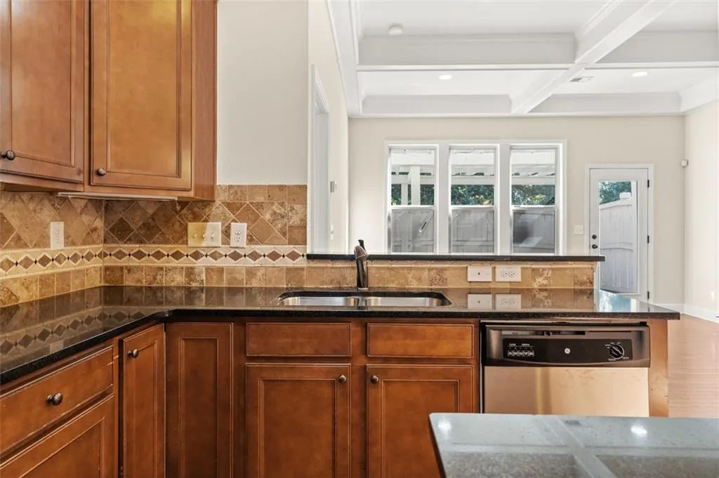 5577 High Point Road, Atlanta, Georgia 30342, 4 Bedrooms Bedrooms, ,3 BathroomsBathrooms,Residential,Sold,5577 High Point Road,6966862
