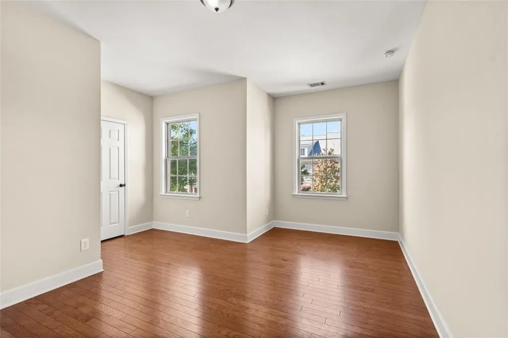 5577 High Point Road, Atlanta, Georgia 30342, 4 Bedrooms Bedrooms, ,3 BathroomsBathrooms,Residential,Sold,5577 High Point Road,6966862