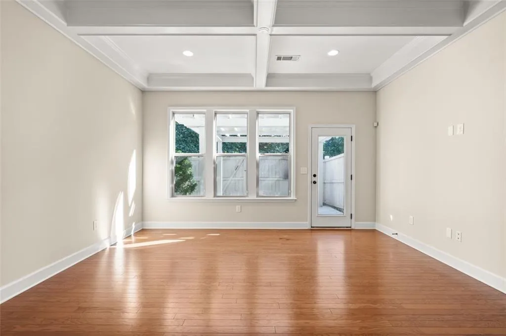 5577 High Point Road, Atlanta, Georgia 30342, 4 Bedrooms Bedrooms, ,3 BathroomsBathrooms,Residential,Sold,5577 High Point Road,6966862