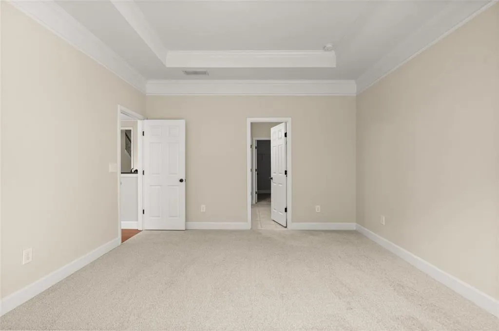 5577 High Point Road, Atlanta, Georgia 30342, 4 Bedrooms Bedrooms, ,3 BathroomsBathrooms,Residential,Sold,5577 High Point Road,6966862