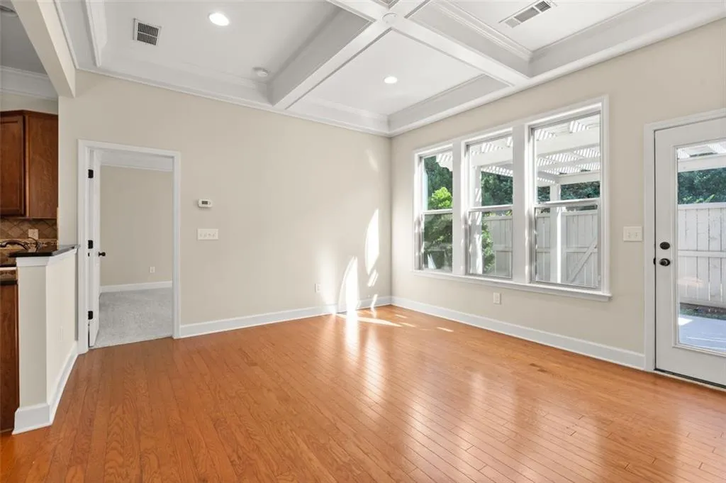 5577 High Point Road, Atlanta, Georgia 30342, 4 Bedrooms Bedrooms, ,3 BathroomsBathrooms,Residential,Sold,5577 High Point Road,6966862