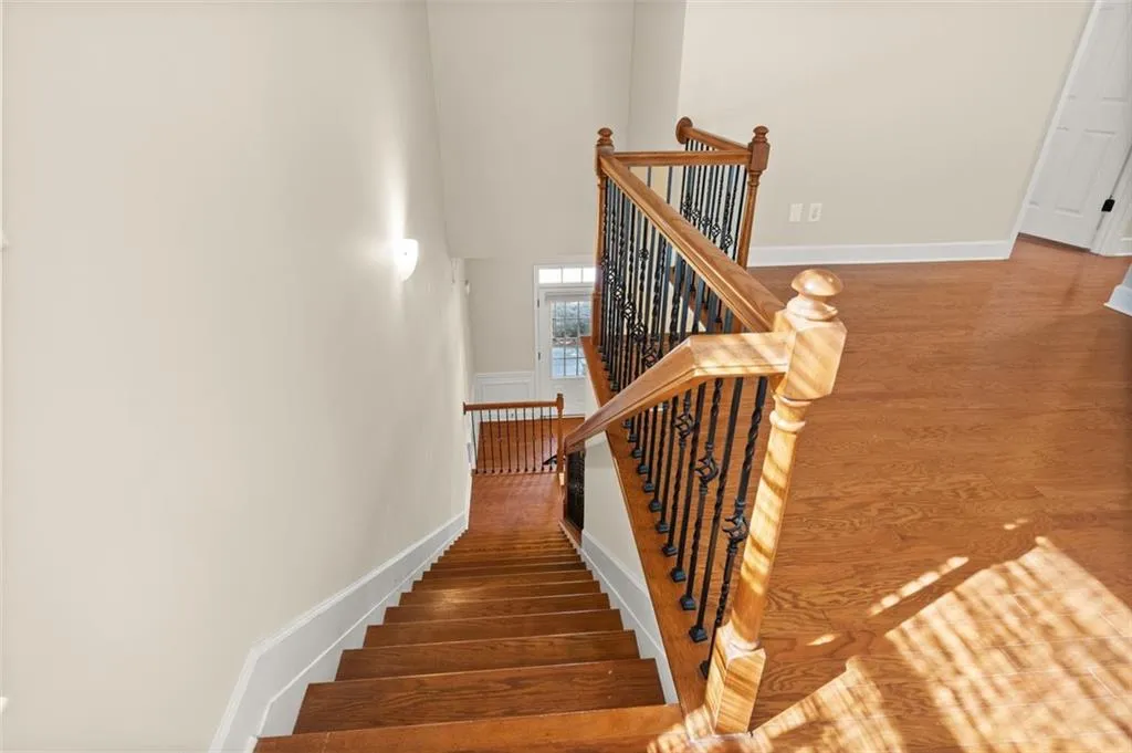 5577 High Point Road, Atlanta, Georgia 30342, 4 Bedrooms Bedrooms, ,3 BathroomsBathrooms,Residential,Sold,5577 High Point Road,6966862