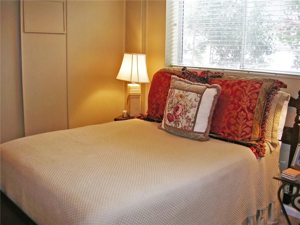 5515 Mount Vernon Parkway, Sandy Springs, Georgia 30327, 5 Bedrooms Bedrooms, ,3 BathroomsBathrooms,Residential,Sold,5515 Mount Vernon Parkway,5813274