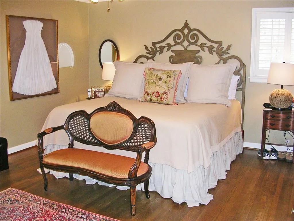 5515 Mount Vernon Parkway, Sandy Springs, Georgia 30327, 5 Bedrooms Bedrooms, ,3 BathroomsBathrooms,Residential,Sold,5515 Mount Vernon Parkway,5813274