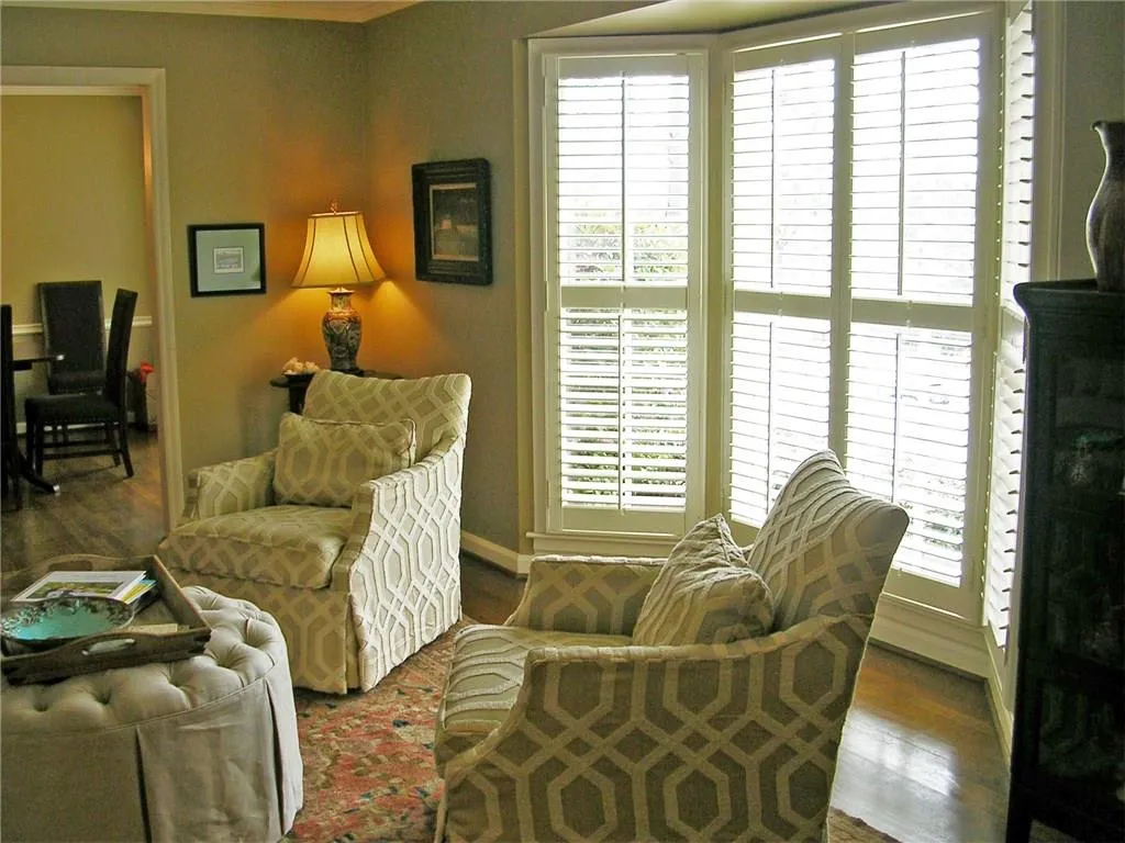 5515 Mount Vernon Parkway, Sandy Springs, Georgia 30327, 5 Bedrooms Bedrooms, ,3 BathroomsBathrooms,Residential,Sold,5515 Mount Vernon Parkway,5813274