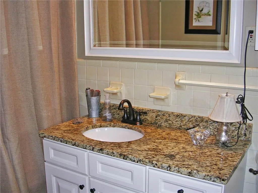 5515 Mount Vernon Parkway, Sandy Springs, Georgia 30327, 5 Bedrooms Bedrooms, ,3 BathroomsBathrooms,Residential,Sold,5515 Mount Vernon Parkway,5813274