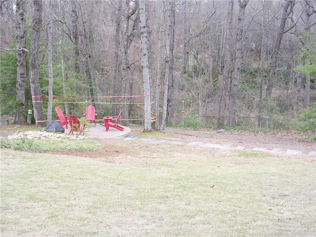 5515 Mount Vernon Parkway, Sandy Springs, Georgia 30327, 5 Bedrooms Bedrooms, ,3 BathroomsBathrooms,Residential,Sold,5515 Mount Vernon Parkway,5813274