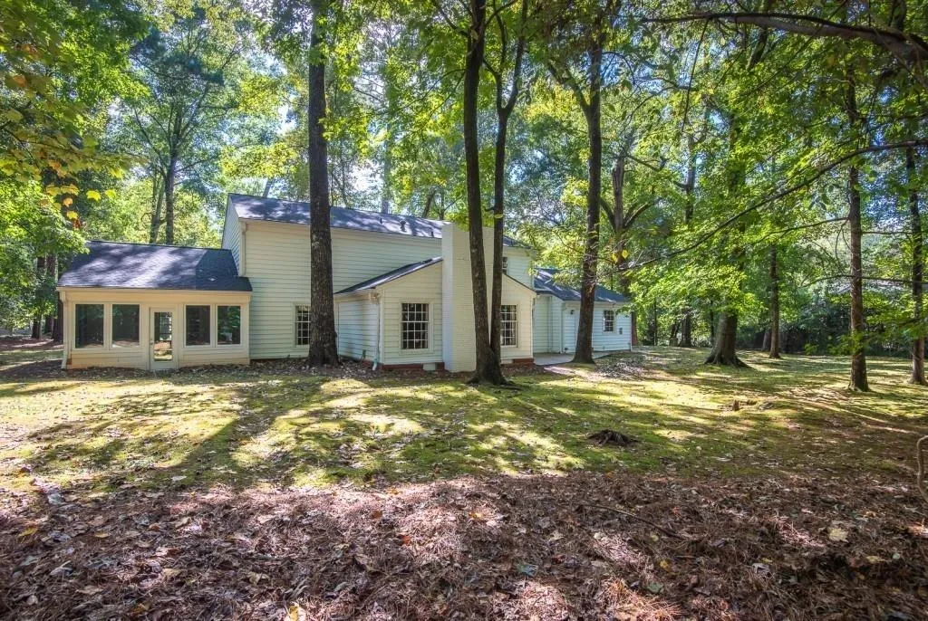 1930 Old Dominion Drive, Sandy Springs, Georgia 30350, 5 Bedrooms Bedrooms, ,3 BathroomsBathrooms,Residential,Sold,1930 Old Dominion Drive,6694403