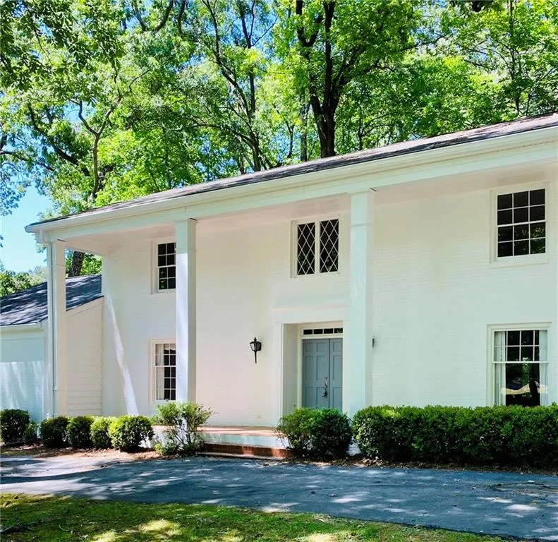 1930 Old Dominion Drive, Sandy Springs, Georgia 30350, 5 Bedrooms Bedrooms, ,3 BathroomsBathrooms,Residential,Sold,1930 Old Dominion Drive,6694403