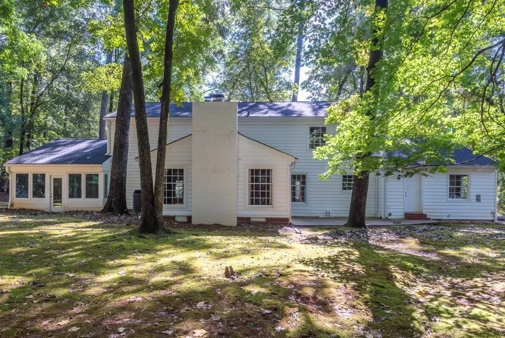 1930 Old Dominion Drive, Sandy Springs, Georgia 30350, 5 Bedrooms Bedrooms, ,3 BathroomsBathrooms,Residential,Sold,1930 Old Dominion Drive,6694403