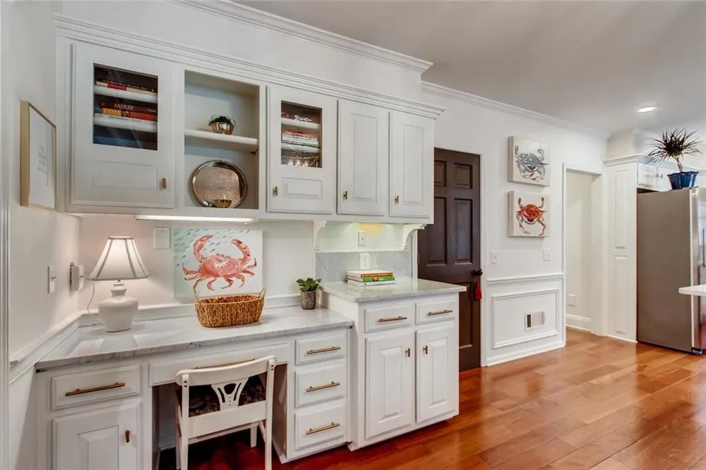 7435 Crompton Court N, Sandy Springs, Georgia 30350, 5 Bedrooms Bedrooms, ,4 BathroomsBathrooms,Residential,Sold,7435 Crompton Court N,6642893