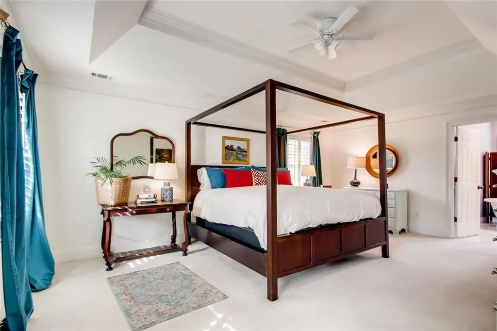 7435 Crompton Court N, Sandy Springs, Georgia 30350, 5 Bedrooms Bedrooms, ,4 BathroomsBathrooms,Residential,Sold,7435 Crompton Court N,6642893