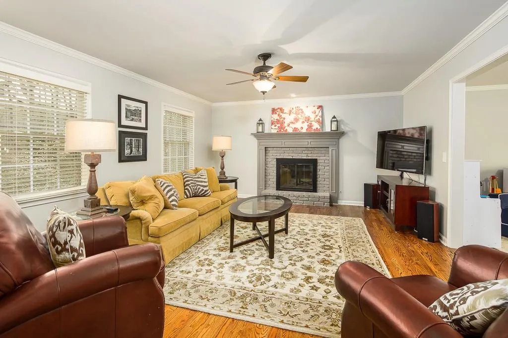 5667 Colton Drive, Atlanta, Georgia 30342, 4 Bedrooms Bedrooms, ,2 BathroomsBathrooms,Residential,Sold,5667 Colton Drive,5990942