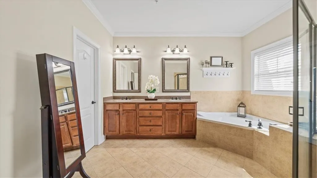 934 Delaronde Court, Atlanta, Georgia 30328, 3 Bedrooms Bedrooms, ,3 BathroomsBathrooms,Residential,Sold,934 Delaronde Court,7351050 934 Delaronde Court, Atlanta, Georgia 30328, 3 Bedrooms Bedrooms, ,3 BathroomsBathrooms,Residential,Sold,934 Delaronde Court,7351050