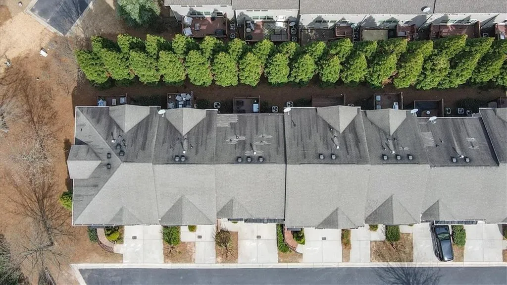 934 Delaronde Court, Atlanta, Georgia 30328, 3 Bedrooms Bedrooms, ,3 BathroomsBathrooms,Residential,Sold,934 Delaronde Court,7351050 934 Delaronde Court, Atlanta, Georgia 30328, 3 Bedrooms Bedrooms, ,3 BathroomsBathrooms,Residential,Sold,934 Delaronde Court,7351050