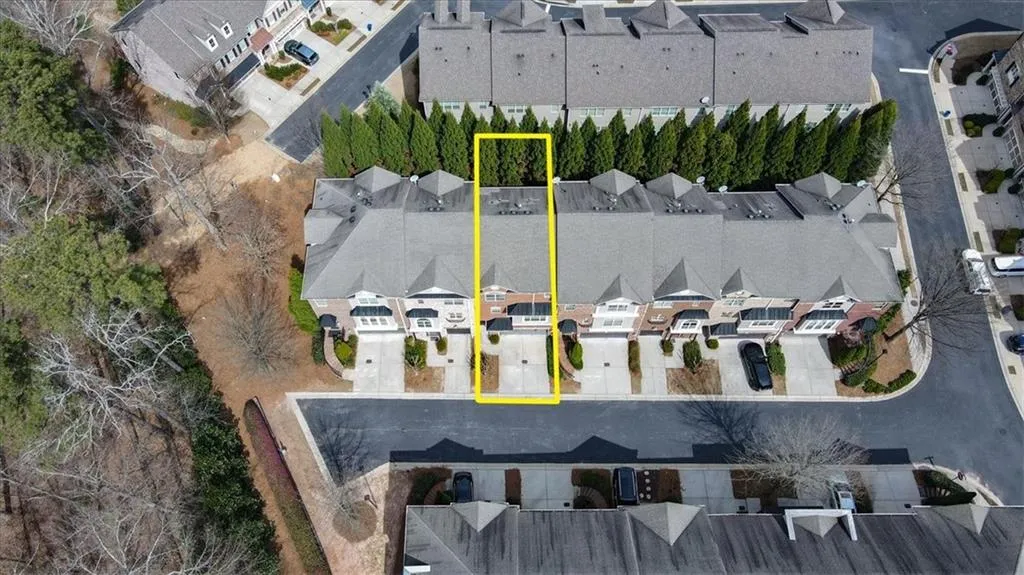 934 Delaronde Court, Atlanta, Georgia 30328, 3 Bedrooms Bedrooms, ,3 BathroomsBathrooms,Residential,Sold,934 Delaronde Court,7351050 934 Delaronde Court, Atlanta, Georgia 30328, 3 Bedrooms Bedrooms, ,3 BathroomsBathrooms,Residential,Sold,934 Delaronde Court,7351050