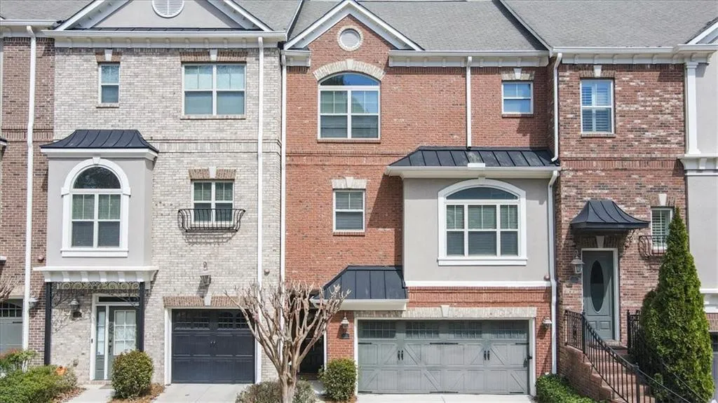 934 Delaronde Court, Atlanta, Georgia 30328, 3 Bedrooms Bedrooms, ,3 BathroomsBathrooms,Residential,Sold,934 Delaronde Court,7351050 934 Delaronde Court, Atlanta, Georgia 30328, 3 Bedrooms Bedrooms, ,3 BathroomsBathrooms,Residential,Sold,934 Delaronde Court,7351050