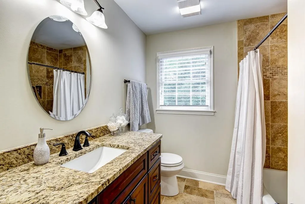 6810 Hunters Trace Circle, Sandy Springs, Georgia 30328, 5 Bedrooms Bedrooms, ,2 BathroomsBathrooms,Residential,Sold,6810 Hunters Trace Circle,5702180