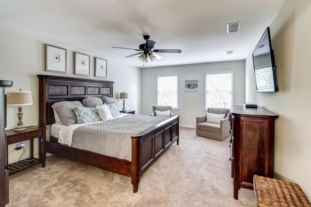 6810 Hunters Trace Circle, Sandy Springs, Georgia 30328, 5 Bedrooms Bedrooms, ,2 BathroomsBathrooms,Residential,Sold,6810 Hunters Trace Circle,5702180