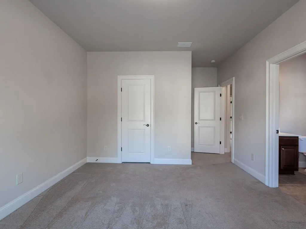 455 Glenmanor Court, Atlanta, Georgia 30328, 6 Bedrooms Bedrooms, ,5 BathroomsBathrooms,Residential,Sold,455 Glenmanor Court,5951941