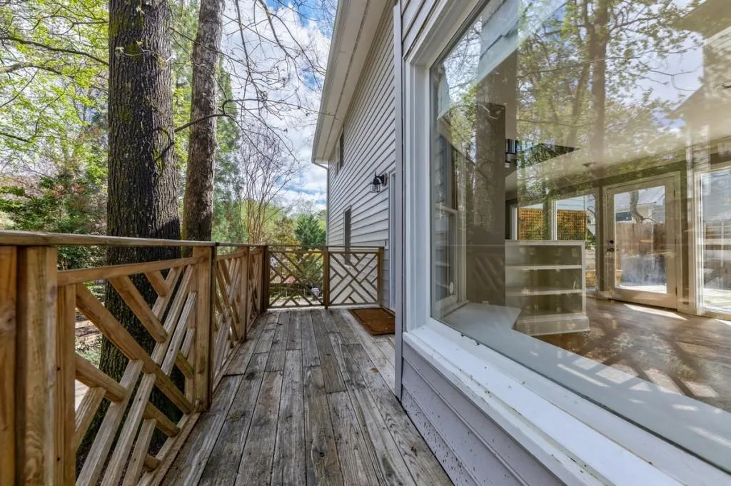 4781 E Conway Drive Nw, Atlanta, Georgia 30327, 5 Bedrooms Bedrooms, ,5 BathroomsBathrooms,Residential,Sold,4781 E Conway Drive Nw,6703473
