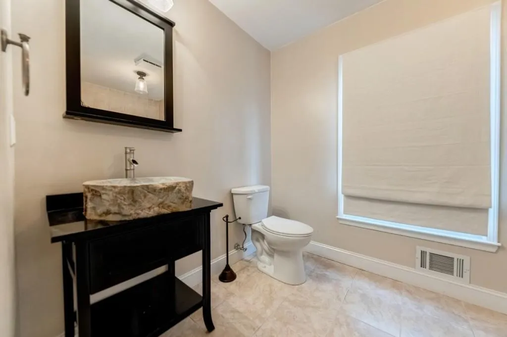 4781 E Conway Drive Nw, Atlanta, Georgia 30327, 5 Bedrooms Bedrooms, ,5 BathroomsBathrooms,Residential,Sold,4781 E Conway Drive Nw,6703473