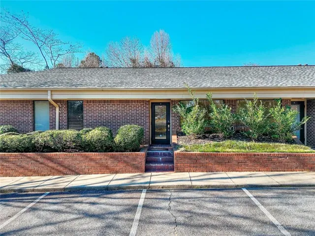 11205 Alpharetta Highway, Roswell, Georgia 30076