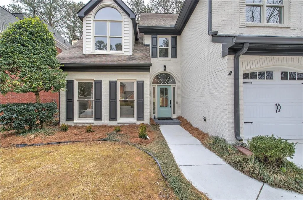 30 Westfair Court, Atlanta, Georgia 30328, 3 Bedrooms Bedrooms, ,2 BathroomsBathrooms,Residential,For Sale,30 Westfair Court,7707018