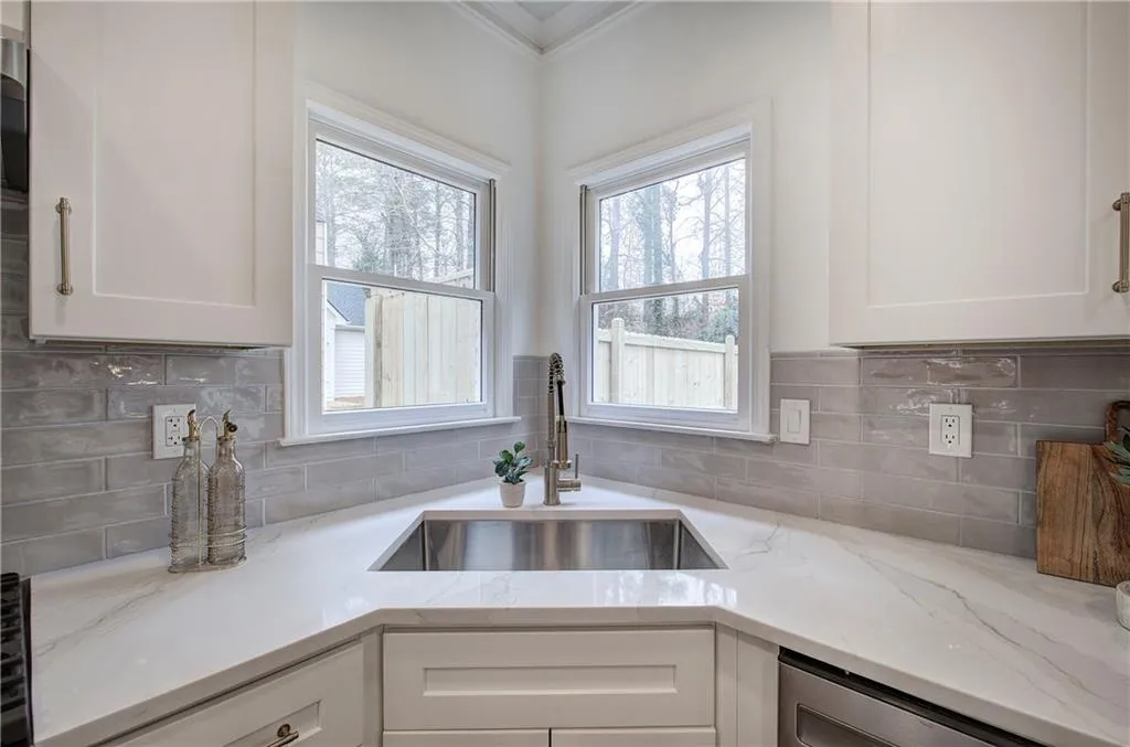 30 Westfair Court, Atlanta, Georgia 30328, 3 Bedrooms Bedrooms, ,2 BathroomsBathrooms,Residential,For Sale,30 Westfair Court,7707018