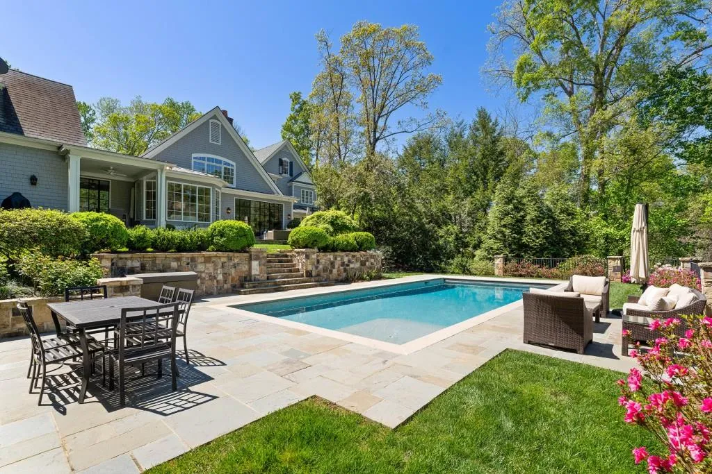 516 Tara Trail, Atlanta, Georgia 30327, 5 Bedrooms Bedrooms, ,5 BathroomsBathrooms,Residential,For Sale,516 Tara Trail,7750099