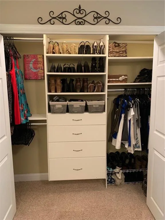 6980 Roswell Road Unit A3, Atlanta, Georgia 30328, 3 Bedrooms Bedrooms, ,2 BathroomsBathrooms,Residential,Sold,6980 Roswell Road Unit A3,6607463