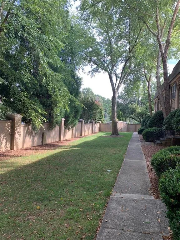 6980 Roswell Road Unit A3, Atlanta, Georgia 30328, 3 Bedrooms Bedrooms, ,2 BathroomsBathrooms,Residential,Sold,6980 Roswell Road Unit A3,6607463
