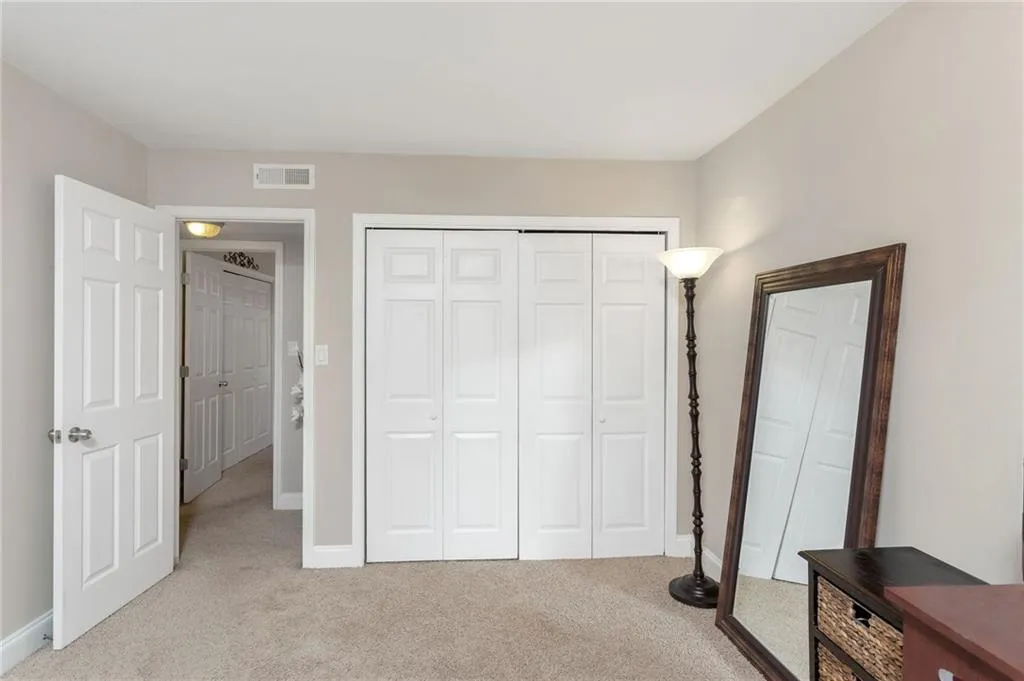 6980 Roswell Road Unit A3, Atlanta, Georgia 30328, 3 Bedrooms Bedrooms, ,2 BathroomsBathrooms,Residential,Sold,6980 Roswell Road Unit A3,6607463